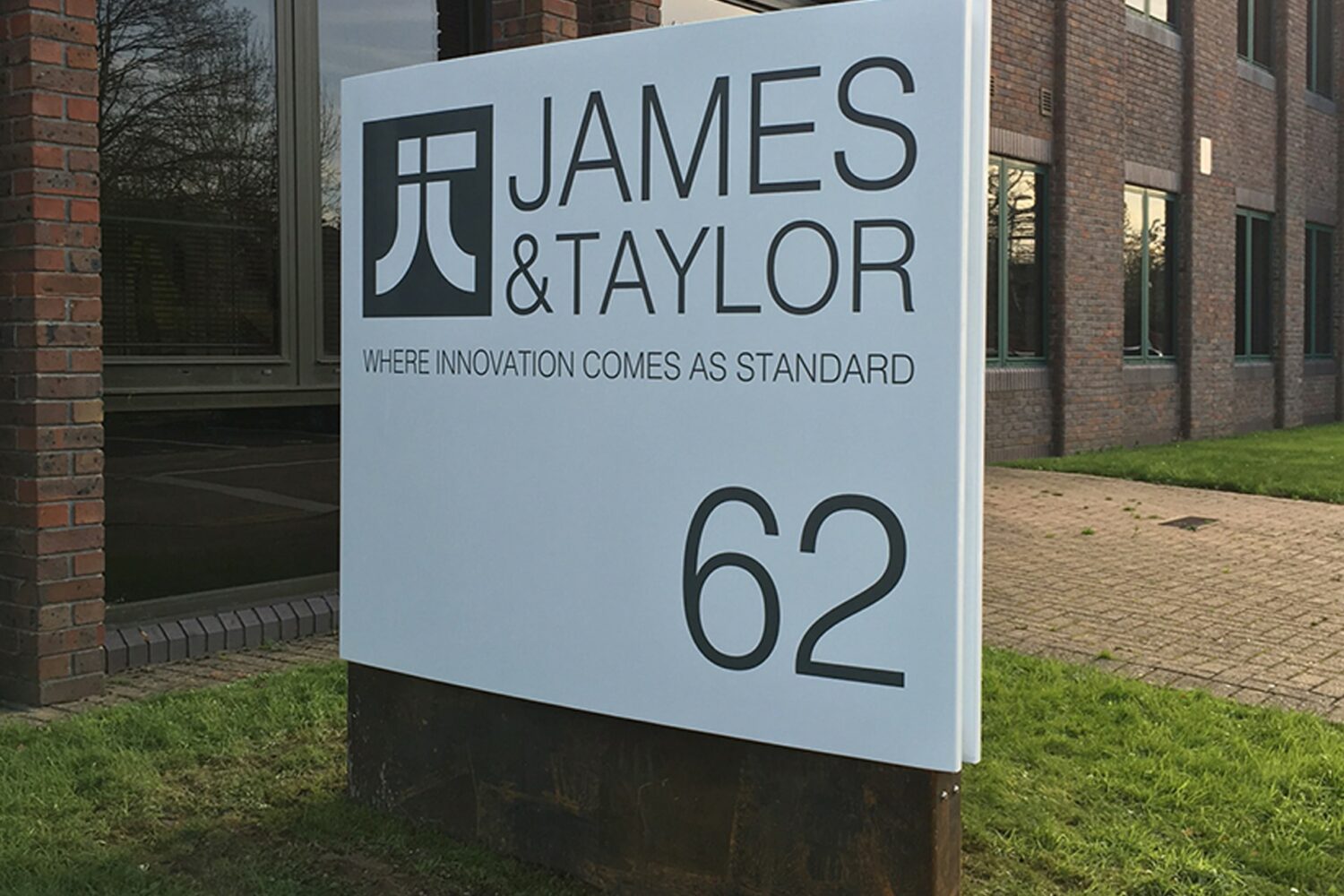 bespoke totem supplied and installed by Lavastar in Chessington