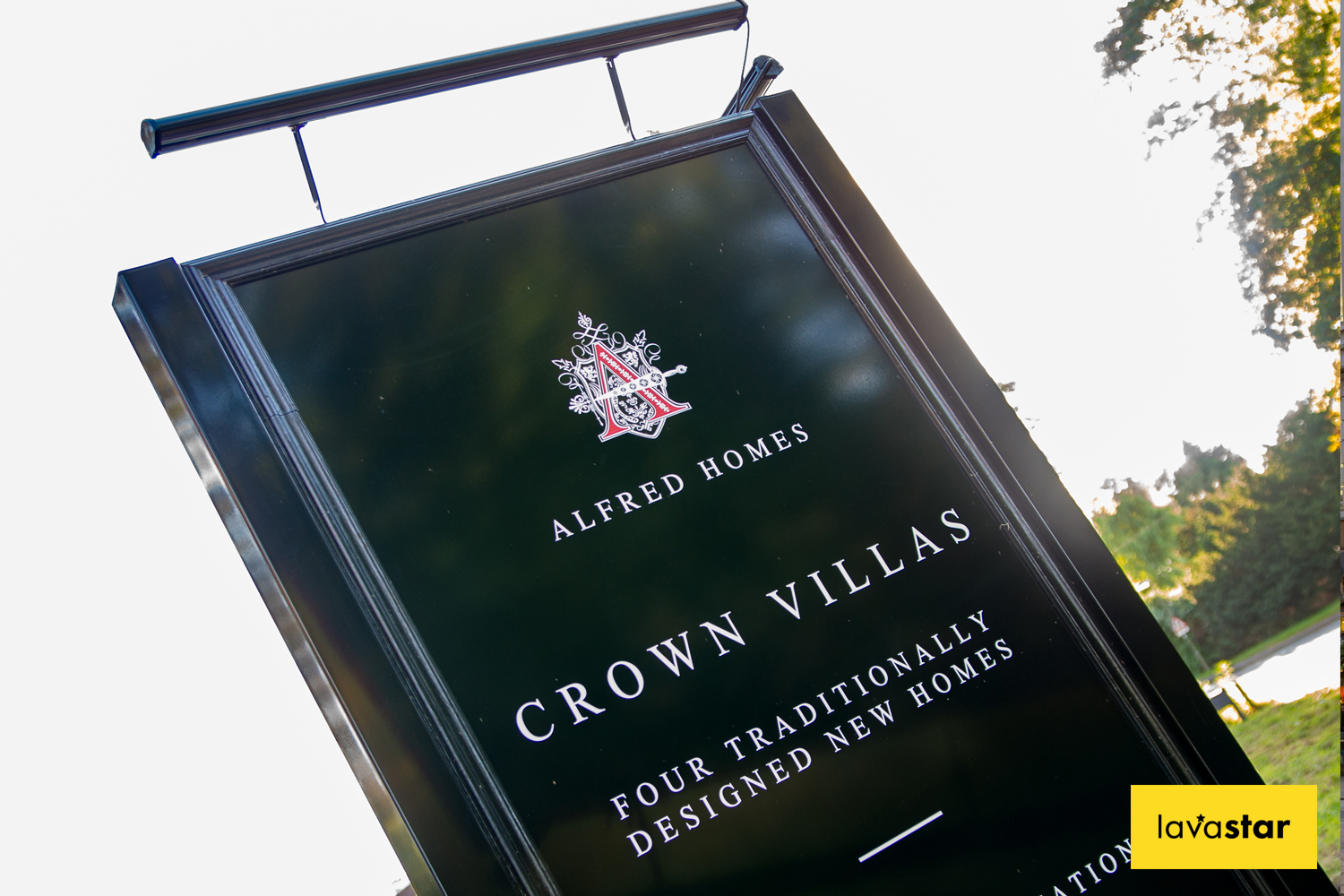 Illuminated totem sign design with